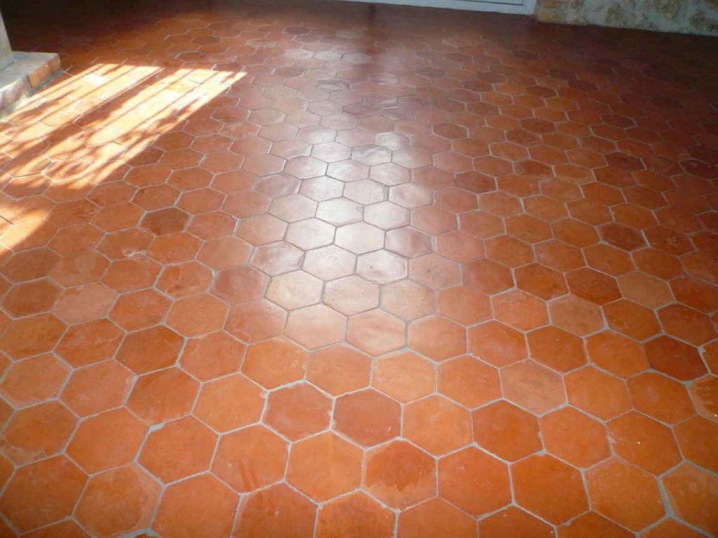 Carrelage en terre cuite
